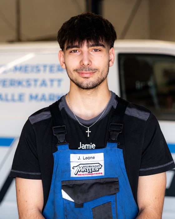 Jamie Leone, Auszubildender bei KFZ Mattes