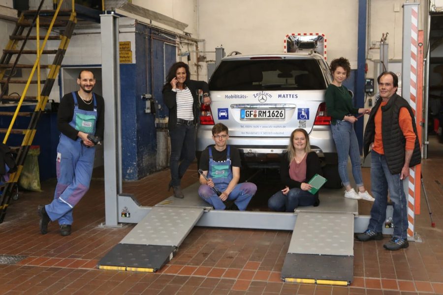 Unser Team an der Werkstatt
